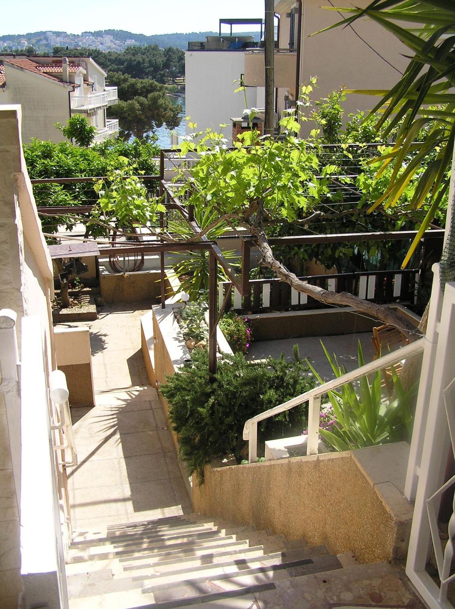 Studio Apartments Fabjanac Trogir Eksteriør billede