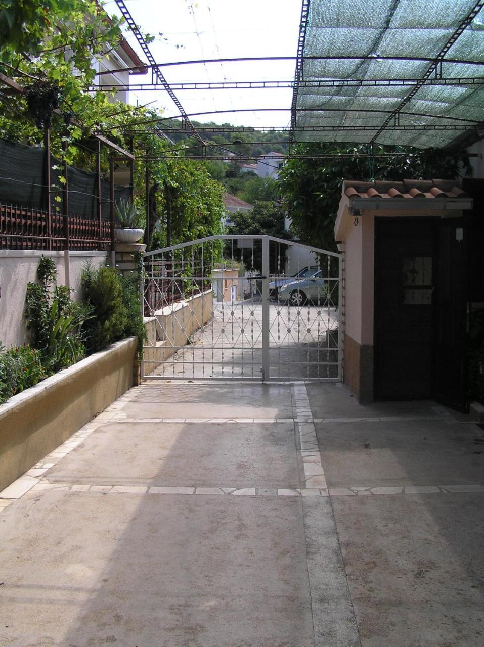 Studio Apartments Fabjanac Trogir Eksteriør billede